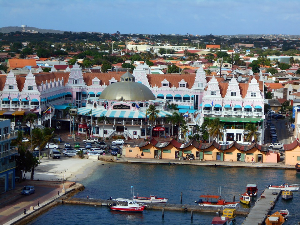 shops and attractions in Aruba